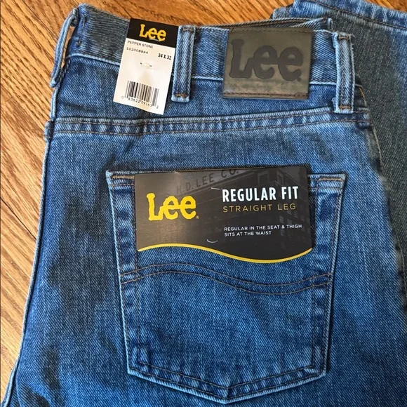 NWT Lee Men's Regular Fit Straight Leg Jeans, 34x32, Pepper Stone - Picture 2 of 6